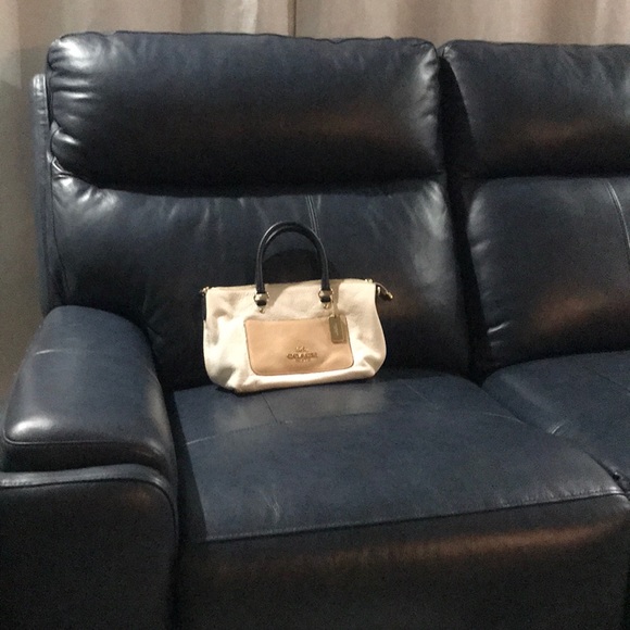 Authentic Coach Handbag - Picture 7 of 7